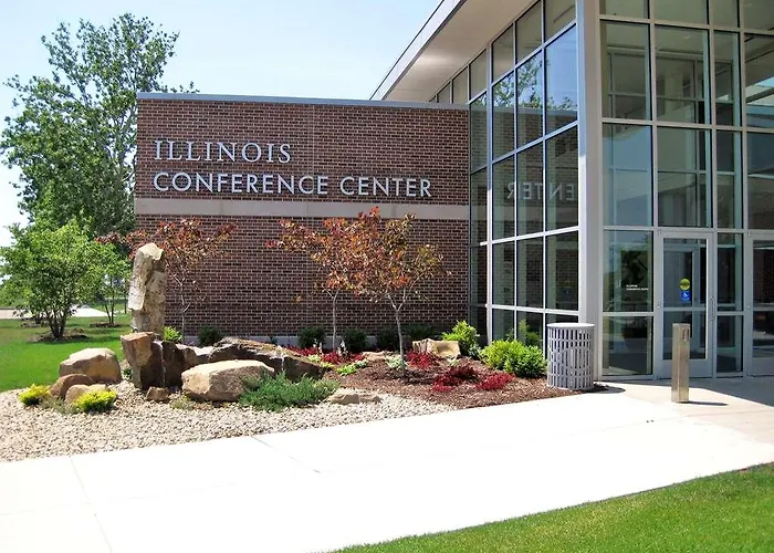 Hotel I And Conference Center - 4*