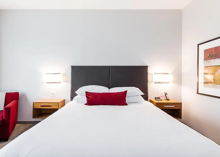 I Hotel&illinois Conference Center -